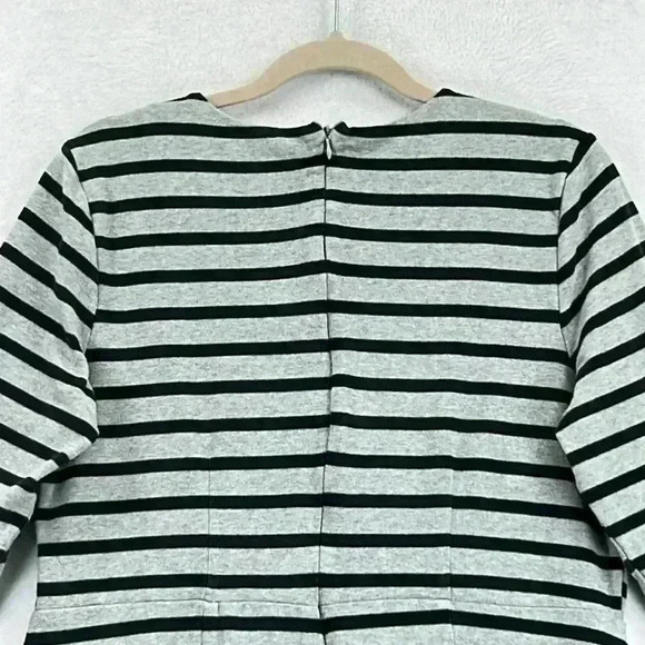 Old Navy Women’s Dress Size XL Gray/Black Stripe Cotton/Spandex Knit 3/4 Sleeves - Picture 6 of 10